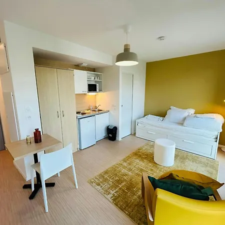 We Live In R - Suite 302 Reims Extérieur photo