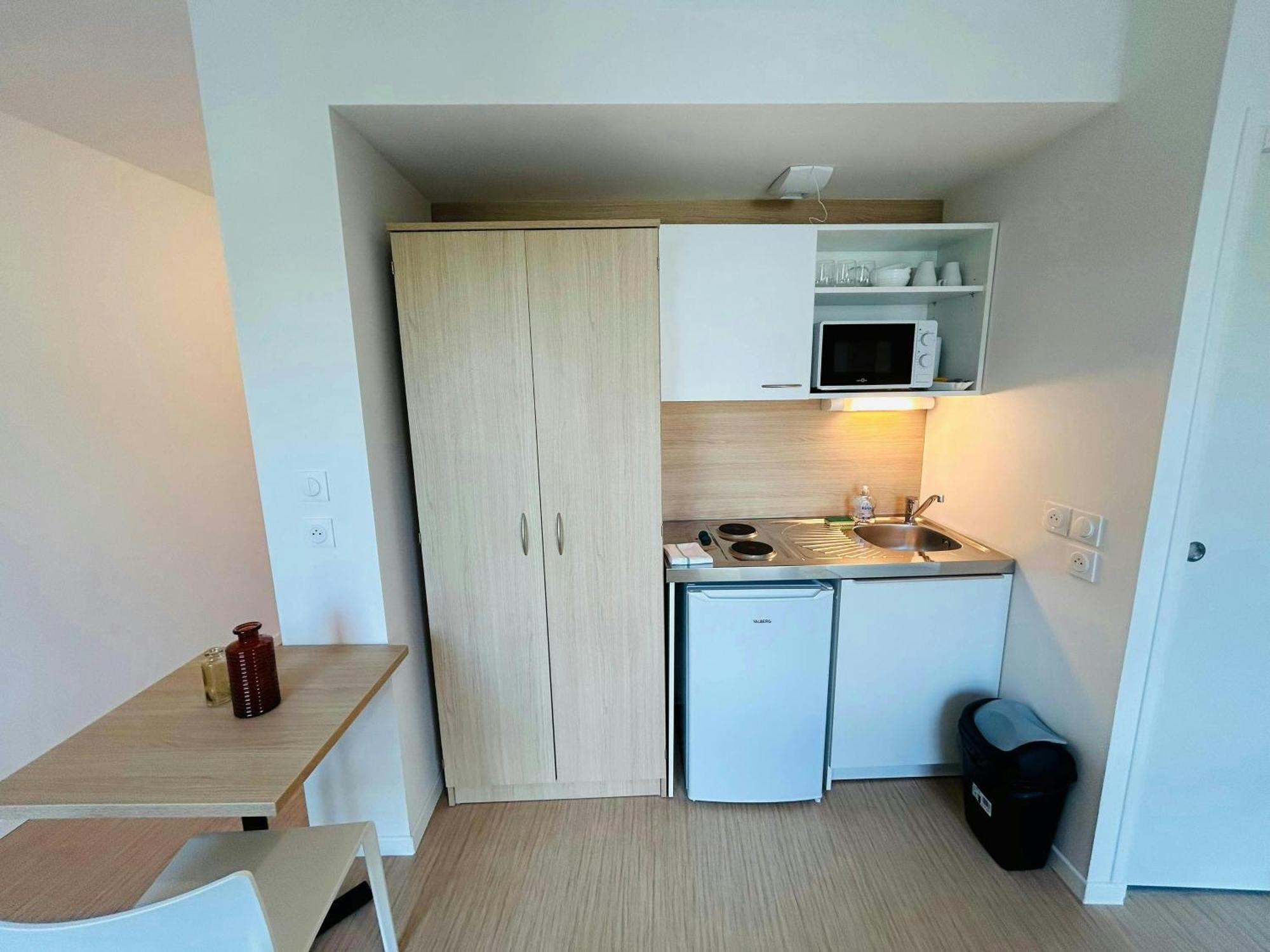 We Live In R - 302 Appartement *